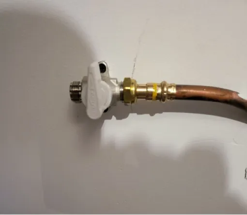 Installation d'un robinet GAZ type R.O.I. à Marseille 1er arrondissement, Marseille, MACCOTTA Plomberie