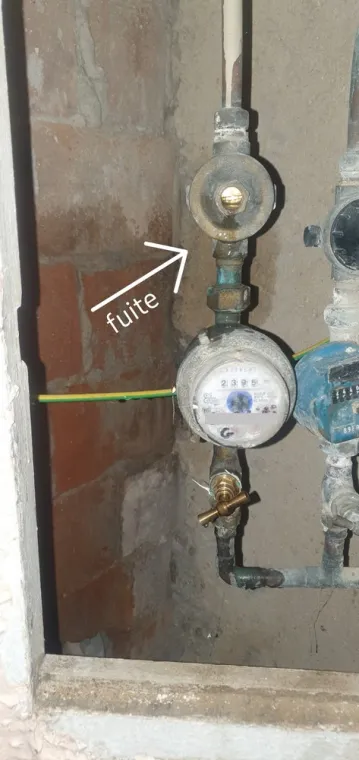 Votre artisan MACCOTTA Plomberie réalise une recherche de fuite à Marseille 5ème arrondissement, Marseille, MACCOTTA Plomberie