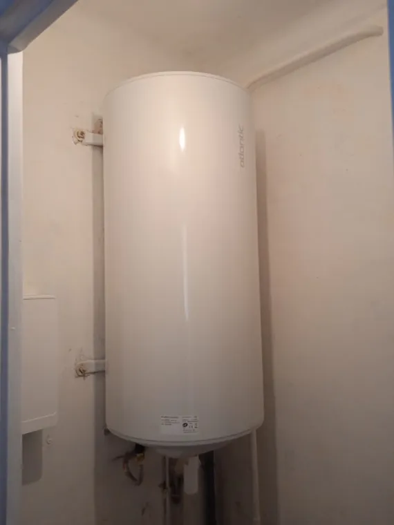 MACCOTTA Plomberie, votre artisan plombier à Marseille à procéder au changement d'un ballon d'eau chaude  à Marseille 10ème arrondissement, Marseille, MACCOTTA Plomberie